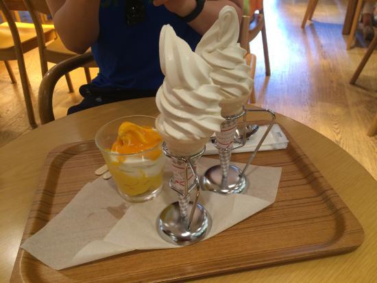 Cafe Muji Canal City Hakata